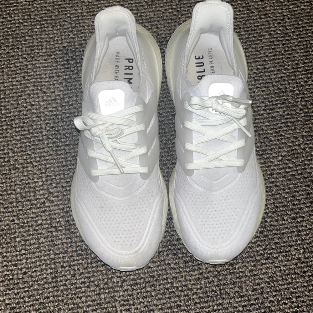 Adidas Ultraboost 21 *like new